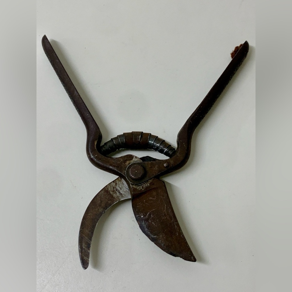 Vintage Seymour Smith Pruning Shears